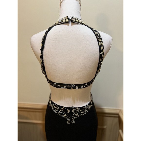 Floor Length Betsy & Adam Prom Dress ~ Black Size 2 ~ Beaded ~ Open Back - Picture 10 of 12